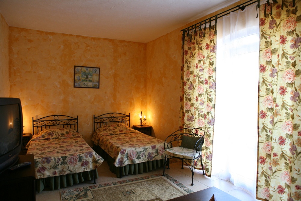  Клубный отель «Ривьера» Краснодарский край Номер «Стандарт» 2-местный 1-комнатный , фото 1