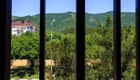  Отель «Калифорния» Краснодарский край Номер "Студия" с видом на горы без балкона, фото 10_9