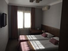 Hotel «Edem» Krasnodar Krai 2-mestnyiy standart (bez balkona/s vidom na goryi)