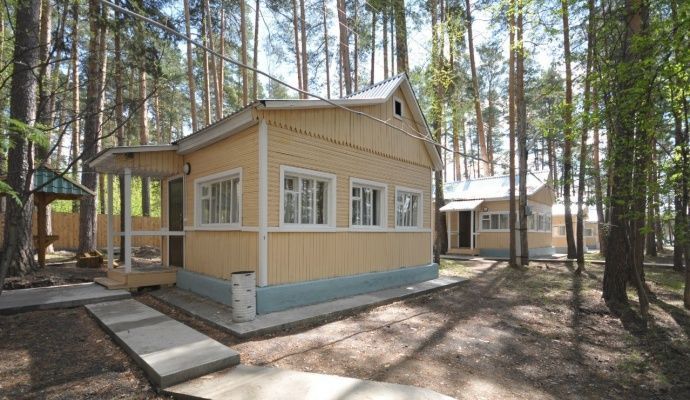 Recreation center «Belyiy Parus»
Sverdlovsk oblast