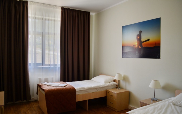  Отель «Rosa Ski Inn» Краснодарский край Стандартный «Семейный» 2-местный 2-комнатный номер, фото 2