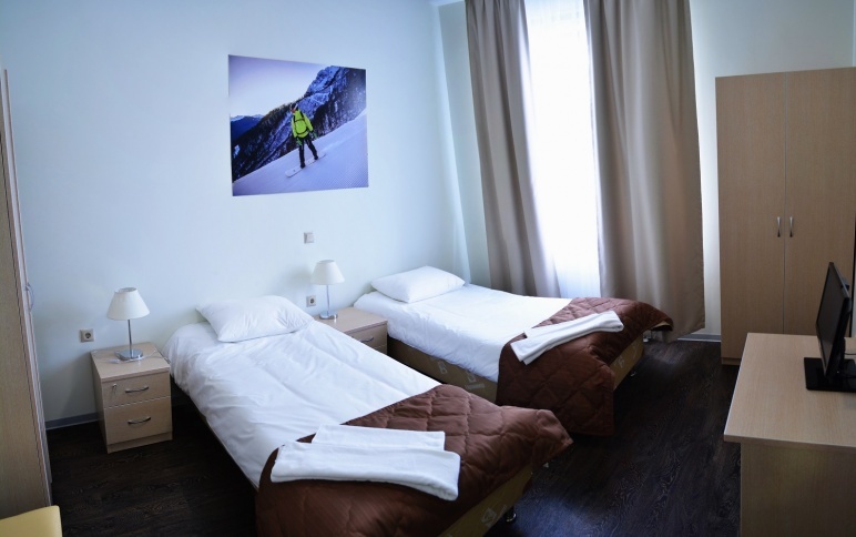  Отель «Rosa Ski Inn» Краснодарский край Стандартный «Семейный» 2-местный 2-комнатный номер, фото 3