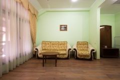  Otel «Troyka» Krasnodar Krai Nomer "Lyuks" 2-komnatnyiy, фото 6_5