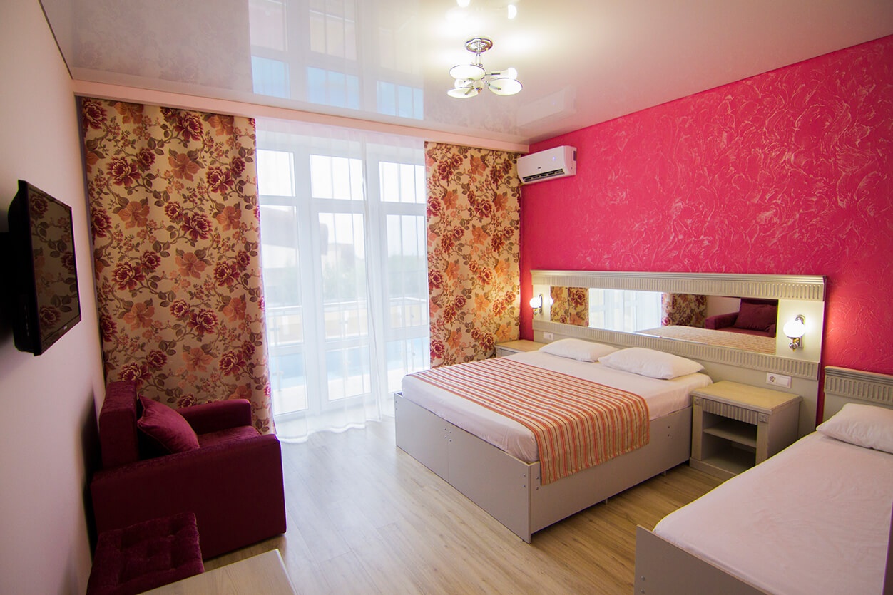  Отель «Venera Resort» Краснодарский край «Комфорт 3-местный», фото 7