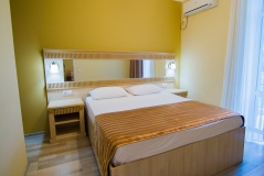  Отель «Venera Resort» Краснодарский край «Полулюкс 2-комнатный», фото 3_2
