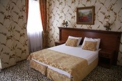 Hotel complex «Tortuga» Krasnodar Krai Standartnyiy nomer (s balkonom)