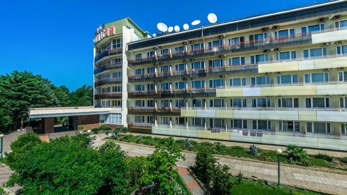Оздоровительный комплекс «AZIMUT Отель Прометей Небуг»
Краснодарский край