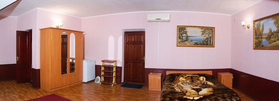 Гостиница «Качинская» Республика Крым Номер «Полулюкс» на 2 этаже коттеджа, фото 4