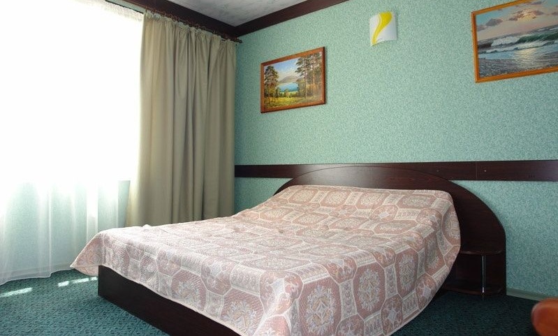Гостиница «Качинская» Республика Крым Номер «Полулюкс» на 2 этаже главного корпуса, фото 1