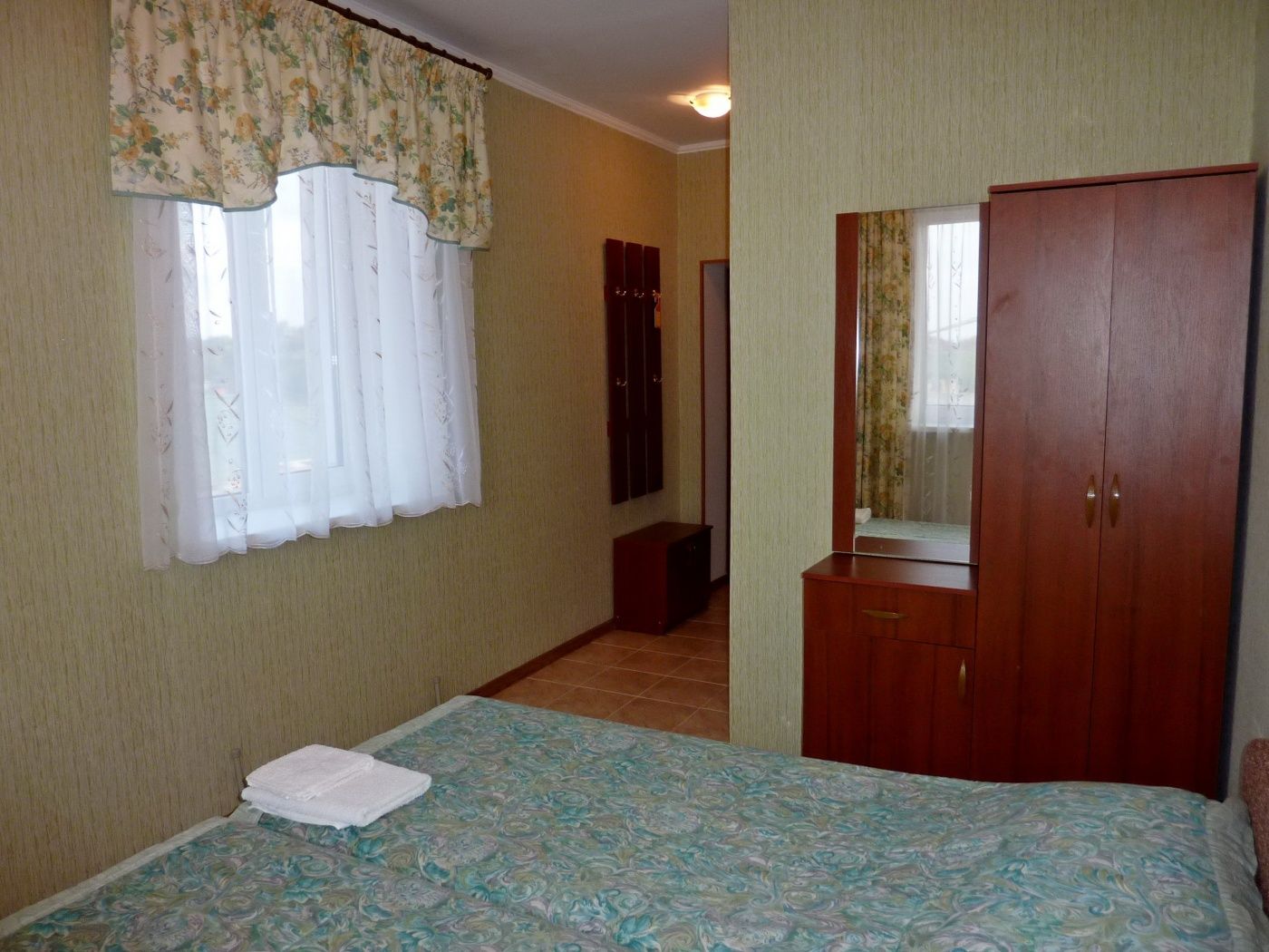 Гостевой дом «Свет маяка» Республика Крым 1-комнатный 2-местный номер, фото 2