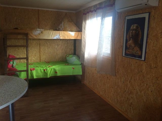 Комплекс гостевых домов «Бундин» Астраханская область Улучшенный номер , фото 2