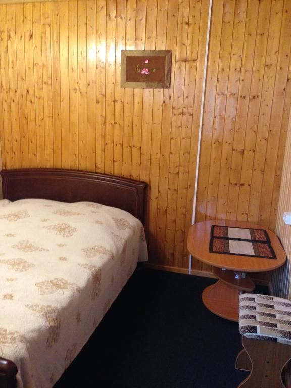 База отдыха «Лотос» Камчатский край 4-местный номер (с 2-мя отдельными кроватями), фото 3