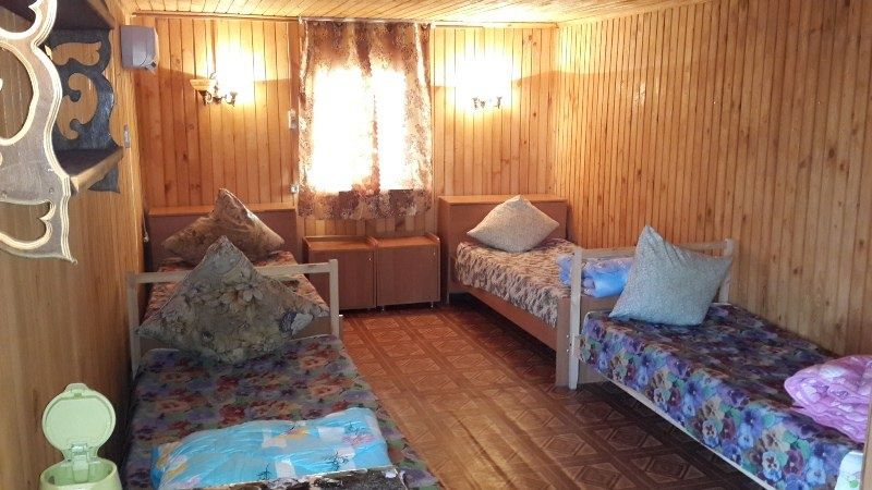 База отдыха «Замьяны-99» Астраханская область 3-местный домик, фото 2