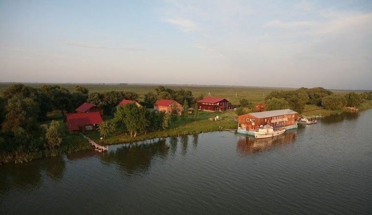 Fishing and hunting base «Zapovednaya skazka» Astrakhan oblast 