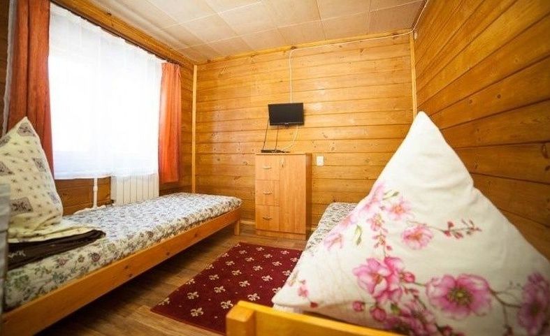  Отель «Русский дом» Иркутская область Комната с двумя кроватями, фото 2