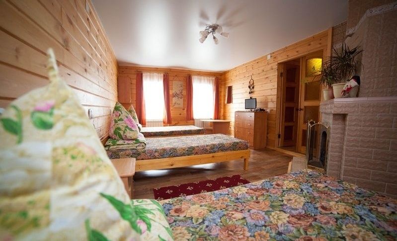  Отель «Русский дом» Иркутская область Комната с тремя кроватями , фото 4
