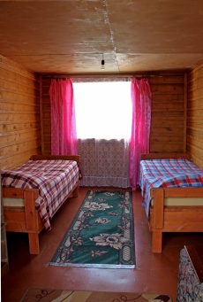 База отдыха «Самита» Иркутская область Комната эконом-класса (душ с горячей водой)