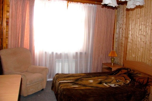 База отдыха «Избушка» Саратовская область 2-местный номер (гостиница на воде) , фото 1