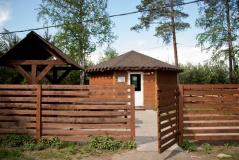 Park Hotel «CHemodanchik» Sverdlovsk oblast Besedka «Vosmiugolnik» bolshaya