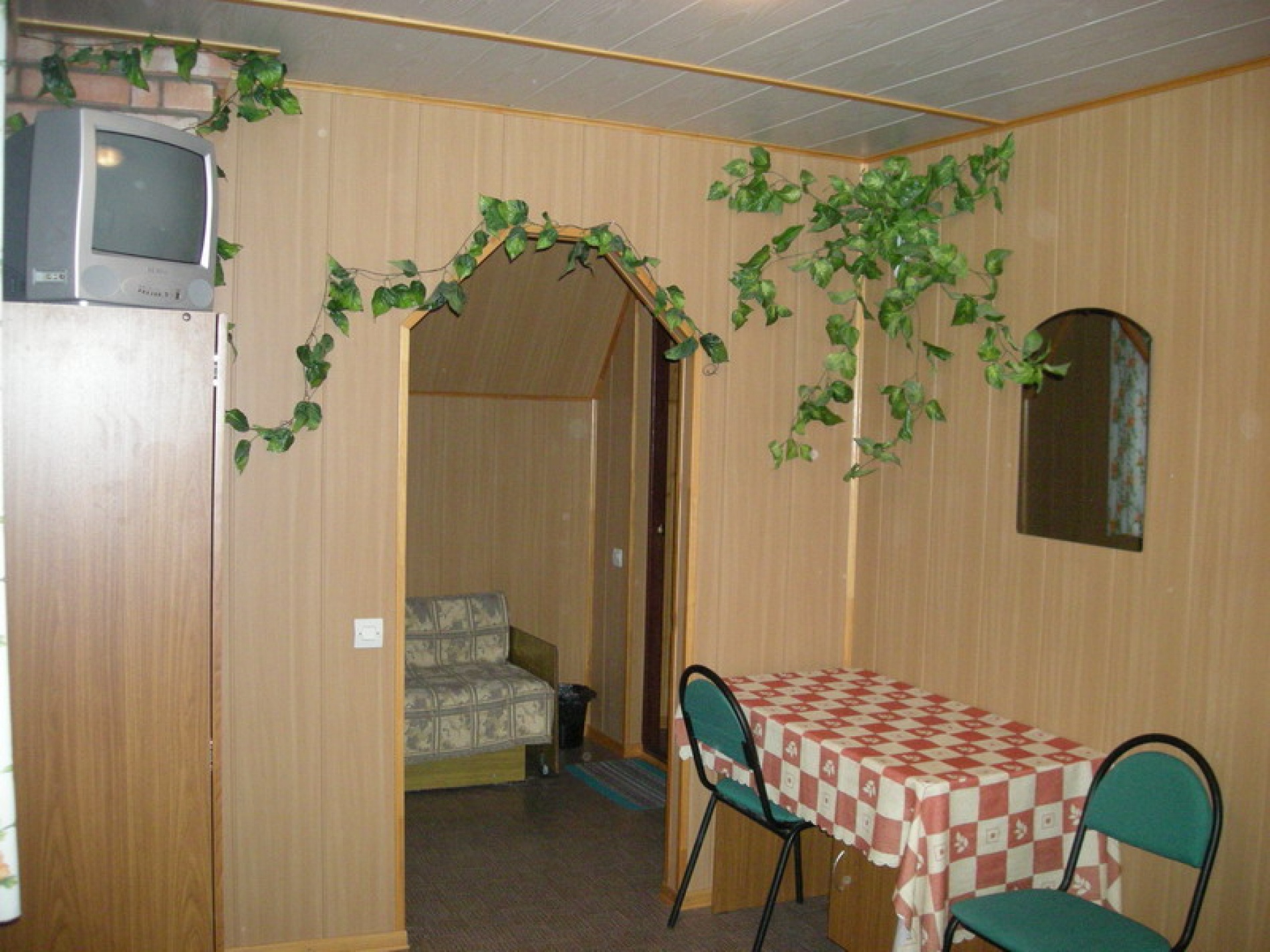 База отдыха «Усадьба Дубрава» Саратовская область Кают-компания (№4 2-х комнатный 2-х местный номер) , фото 1