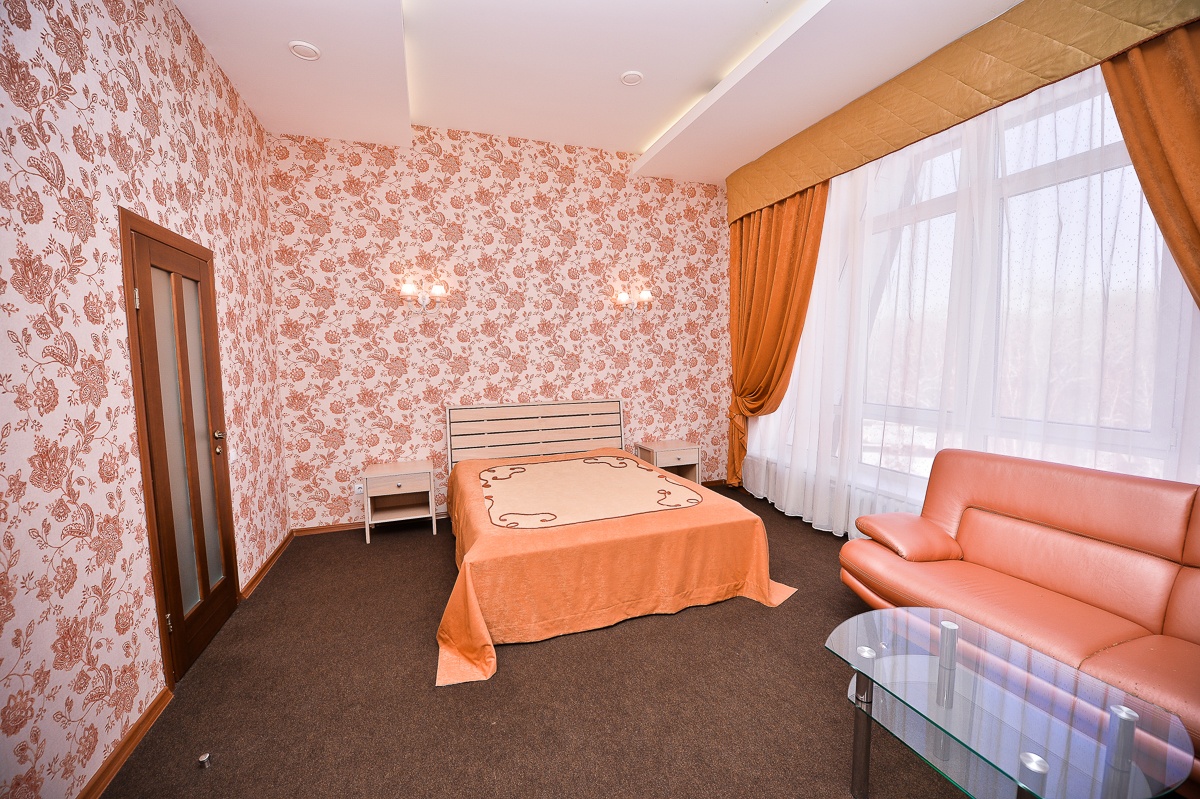 Парк-отель «Нежинка» Оренбургская область Люкс «Тропикана» (607) и «Фламинго» (602), фото 4