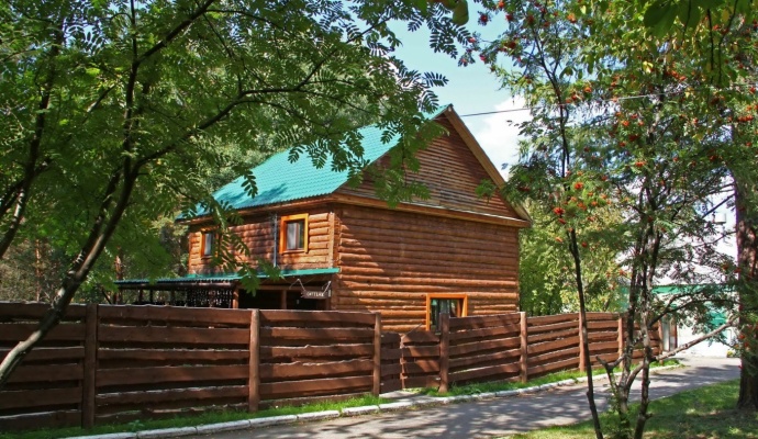 Country hotel «Solnechnyiy ostrov»
Sverdlovsk oblast