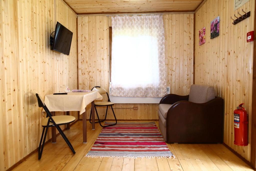 База отдыха «Долина Рессы» Калужская область Домик с одной спальней, фото 2