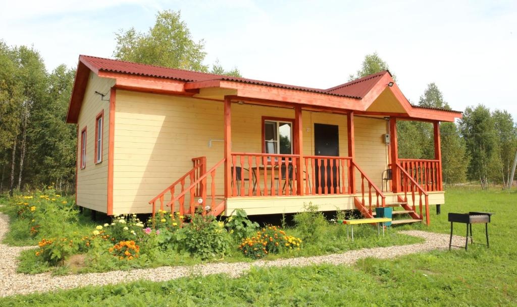 База отдыха «Долина Рессы» Калужская область Домик с тремя спальнями, фото 1