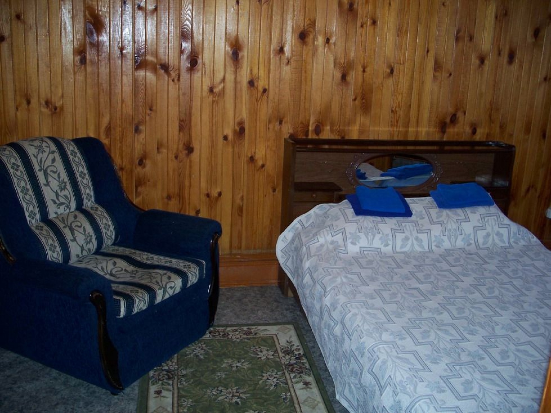 База отдыха "Верхний Бор" Тюменская область Гостиница "Сосновая" номер 2-местный 2-комнатный , фото 2