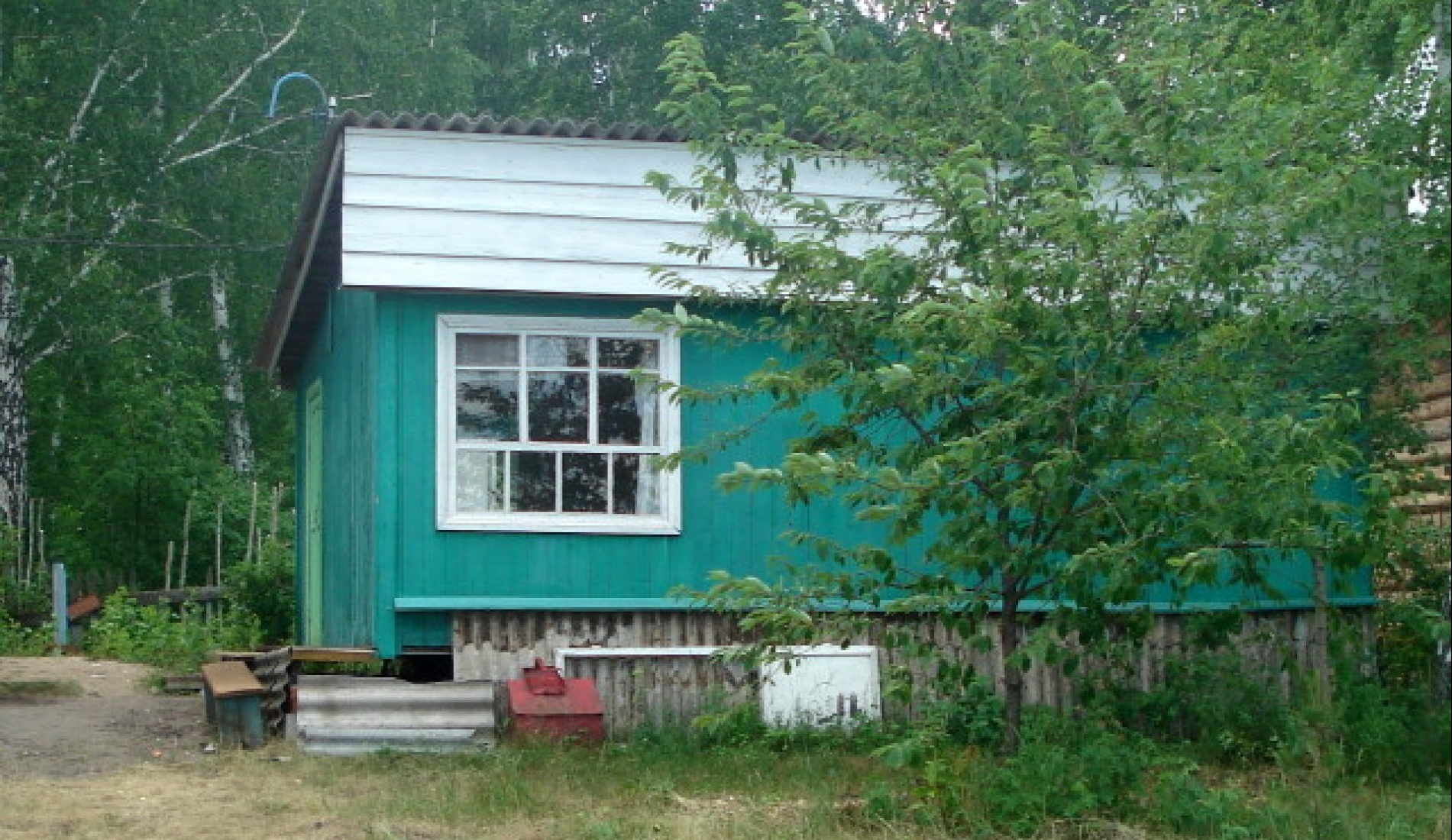 База отдыха «ЧТЗ озеро Сугояк» Челябинская область Летний домик 8-ми местный, 2х комнатный (№12), фото 1