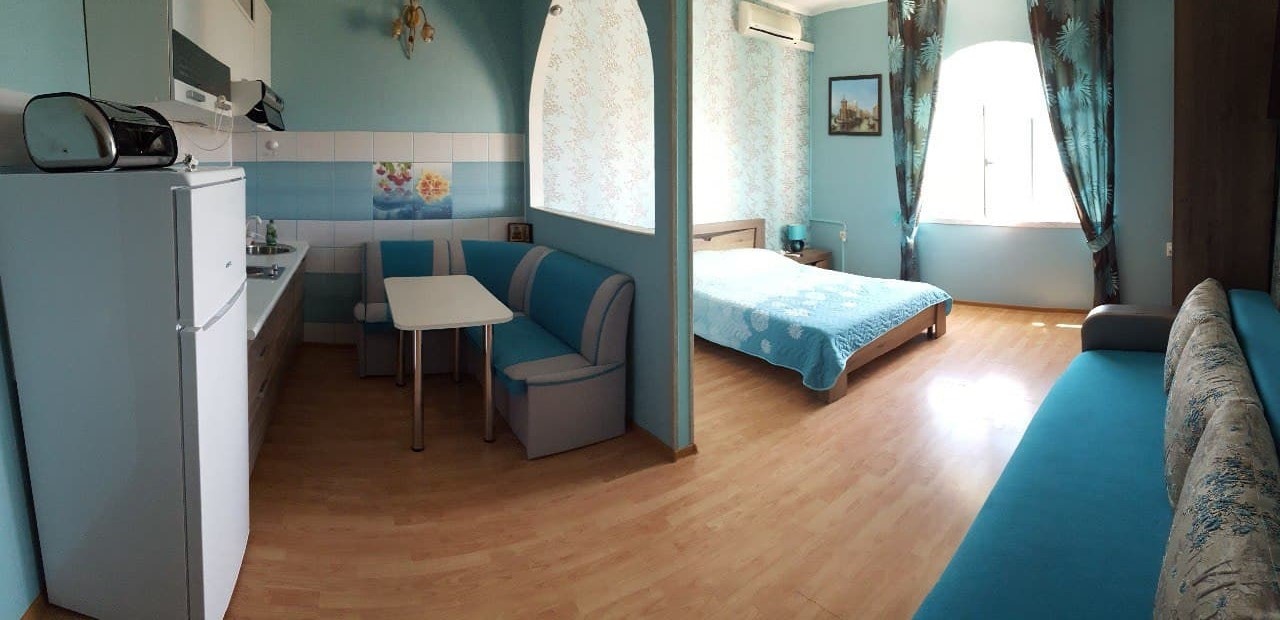 Гостевой дом «Адмирал» Республика Крым Двухкомнатные апартаменты с кухней, фото 8