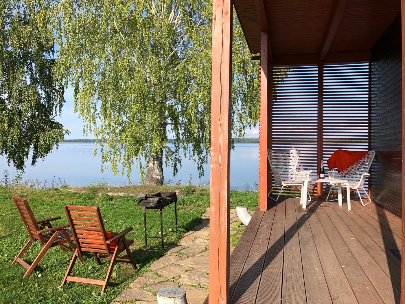 База отдыха «Огонь Пляж» Свердловская область Гостевой домик на берегу озера, фото 3