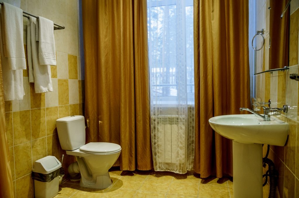 Загородный отель «Райвола» Ленинградская область 2-местный стандартный номер (1, 2, 3 корпус) , фото 4