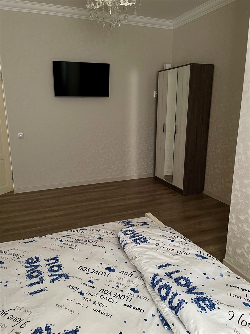 Отель «Атмосфера 3*» Республика Дагестан Классический улучшенный номер с двухспальной кроватью(King-size+), фото 13