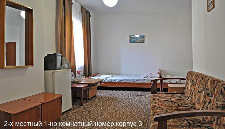  База отдыха "Торнадо" Краснодарский край 2-х местный 1-но комнатный номер Улучшенный (Корпус № 3), фото 1
