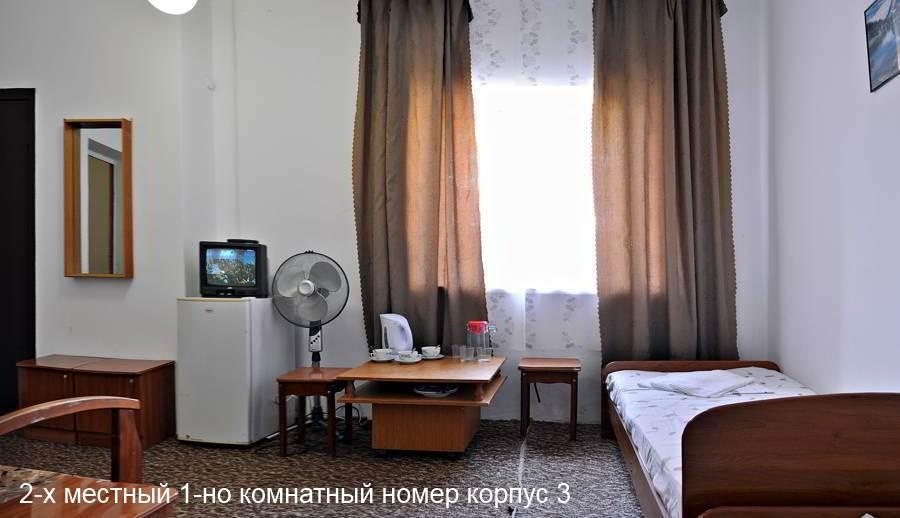  База отдыха "Торнадо" Краснодарский край 2-х местный 1-но комнатный номер Улучшенный (Корпус № 3), фото 2