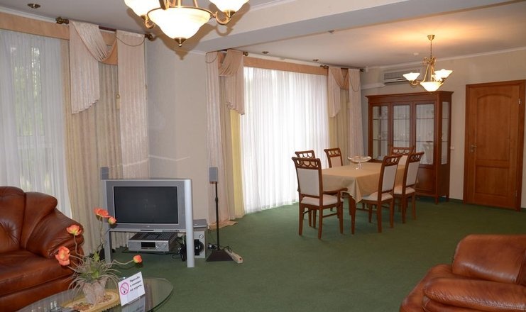  «Олимп» учебно-оздоровительный комплекс Калининградская область Апартаменты 2-местные 3-комнатные с отдельным входом, фото 2