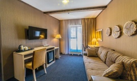  «Arkhyz Royal Resort & Spa» отель Карачаево-Черкесская Республика Люкс 2-комнатный 2-местный, фото 2_1