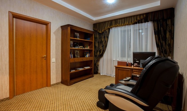  «Березка» парк-отель Челябинская область Suite VIP 2-местный 3-комнатный, фото 4