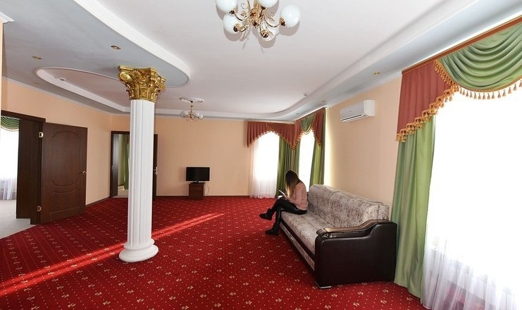  «Хвалынский» парк-отель Саратовская область Сюит 4-местный (премиум), фото 5