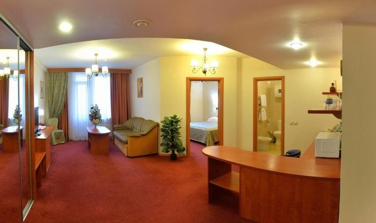  «Евротель Центральный» отель Свердловская область Люкс 2-местный 2-комнатный (Люкс плюс), фото 2