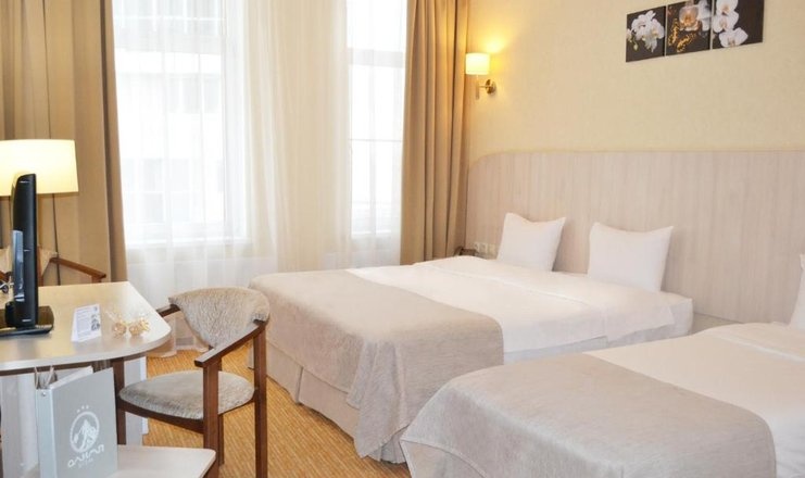  «Олимп» отель Республика Татарстан Стандартный 3-местный 1-комнатный (1 большая и 1 маленькая кровать), фото 2