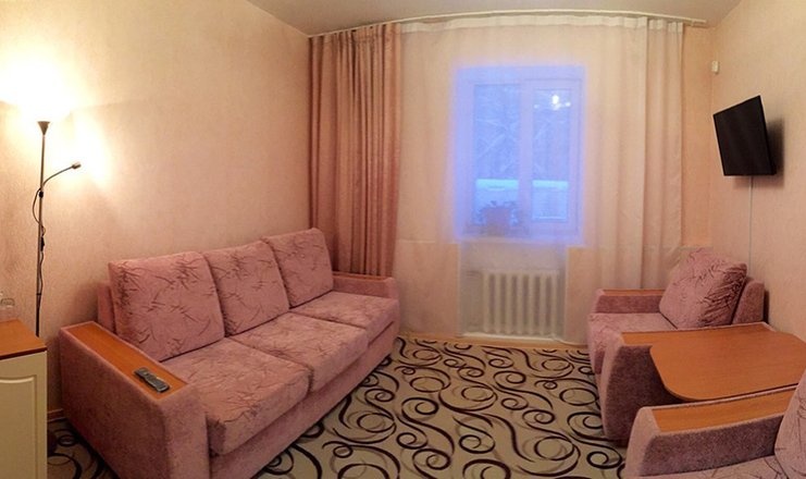  «7 Холмов» гостиница Кировская область Люкс 4-местный 2-комнатный, фото 1