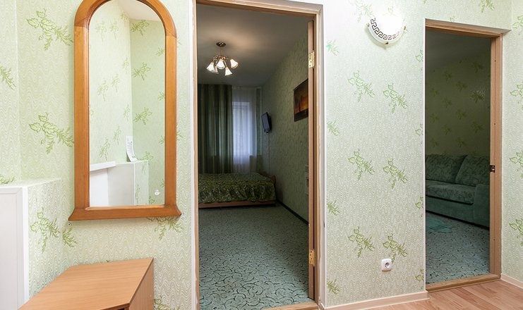  «7 Холмов» гостиница Кировская область Люкс 4-местный 2-комнатный, фото 6