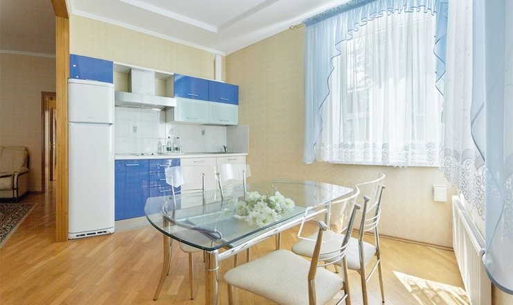  «Универсал» отель Калининградская область Апартаменты 2-местный 2-комнатный, фото 3