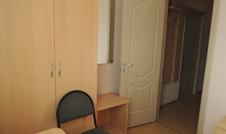  «Патриот» гостиница Калининградская область Улучшенный 3-местный 2-комнатный блок, фото 3