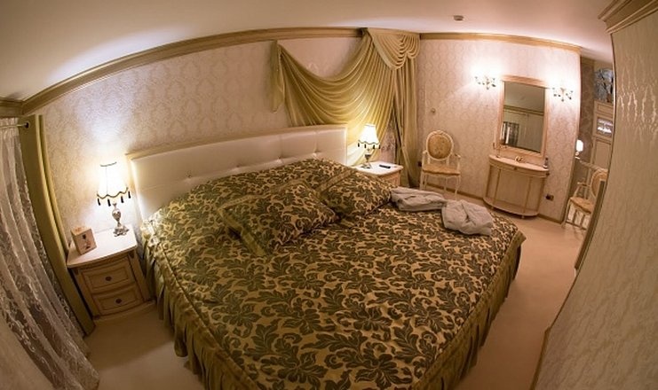  «Екатеринин Двор» отель Ханты-Мансийский автономный округ (Югра) Люкс 2-местный (Улучшенный), фото 1