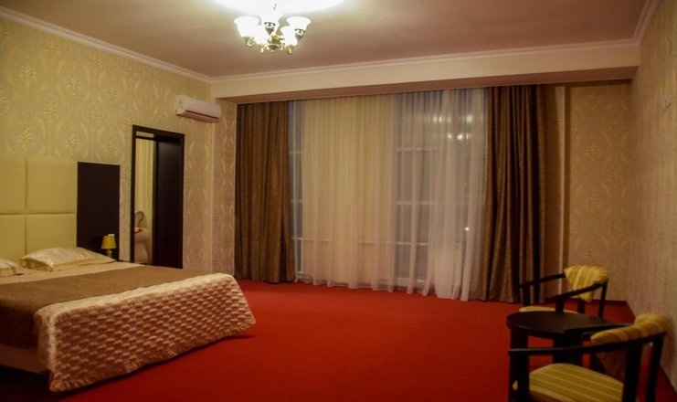  «Беркат» отель Чеченская Республика Люкс 2-комнатный 2-местный, фото 5