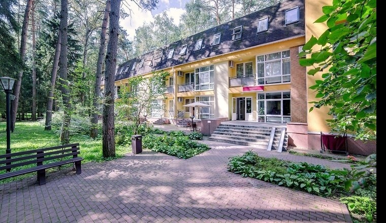  «Яхонты Истра» отель Московская область 