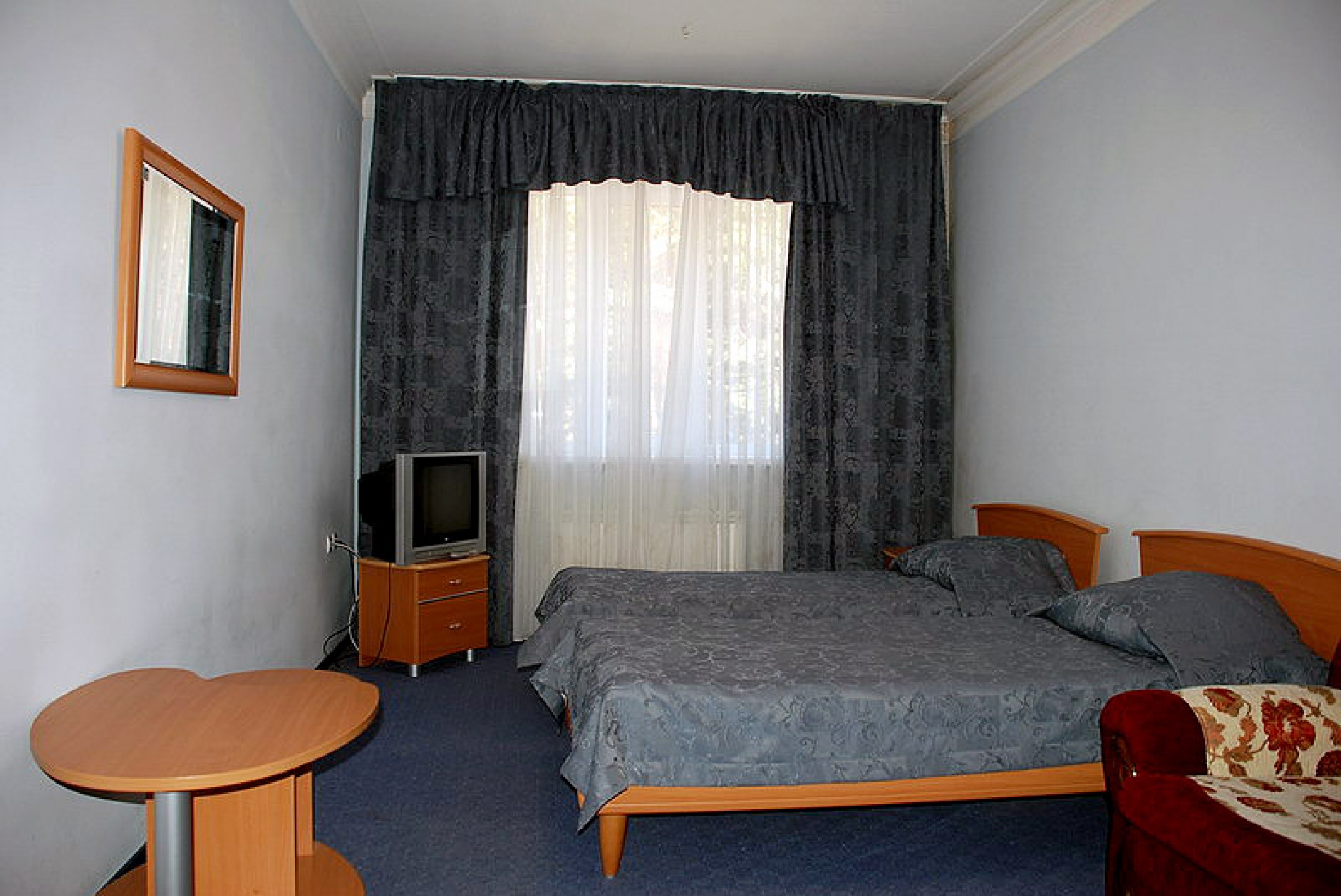  Отель «Чыран-Азау» Кабардино-Балкарская Республика Номер полулюкс, фото 1